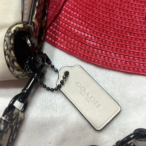 Coach Tabby Soft Leather With Snakeskin Detail Shoulder Bag in Cream - Picture 7 of 11